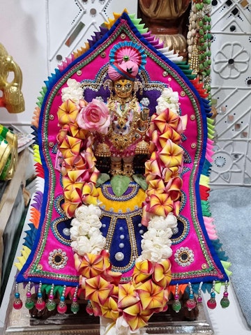 Perth Temple Murti Darshan