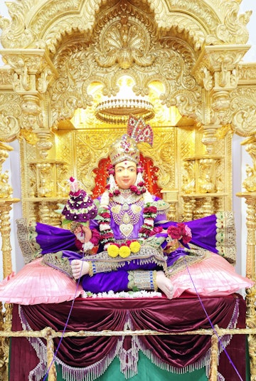 Rajkot Temple Murti Darshan