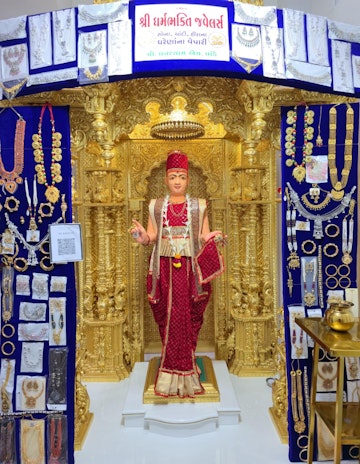 Rajkot Temple Murti Darshan