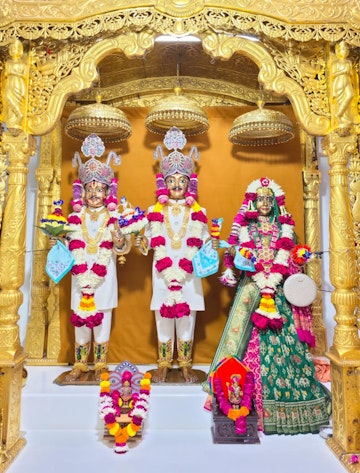 Rajkot Temple Murti Darshan