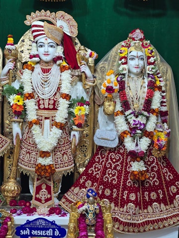Rajkot Temple Murti Darshan