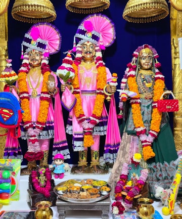 Rajkot Temple Murti Darshan