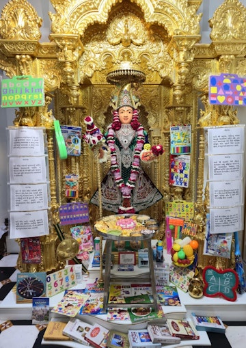 Rajkot Temple Murti Darshan