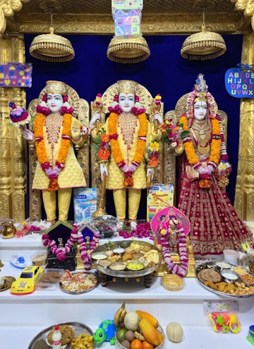 Rajkot Temple Murti Darshan