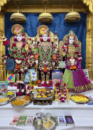 Rajkot Temple Murti Darshan