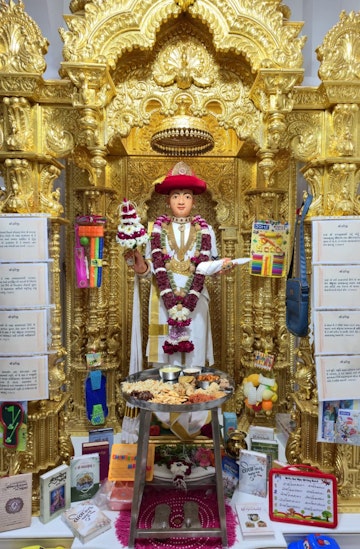 Rajkot Temple Murti Darshan