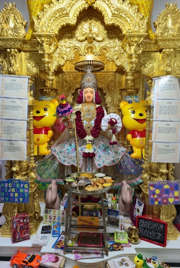 Rajkot Temple Murti Darshan