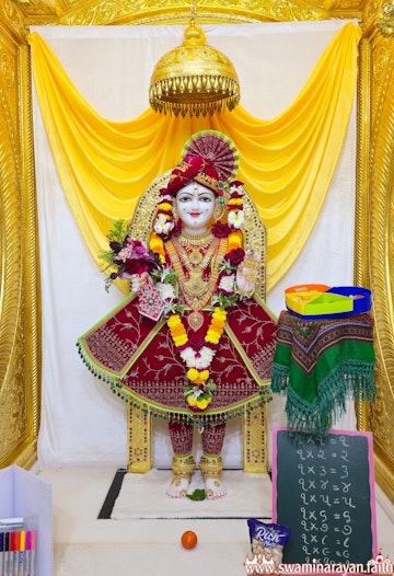 Rapar Mandir Murti Darshan