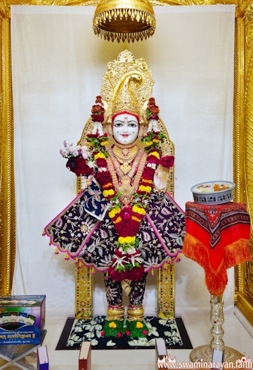 Rapar Mandir Murti Darshan