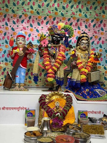 Surat Rustambag Temple Murti Darshan