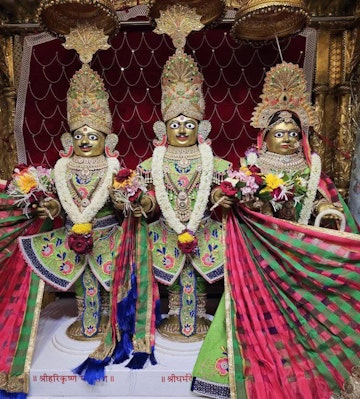 Surat Rustambag Temple Murti Darshan