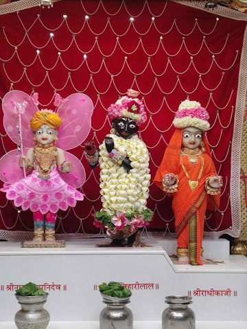 Surat Rustambag Temple Murti Darshan
