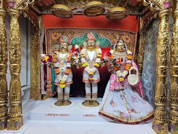 Surat Rustambag Temple Murti Darshan