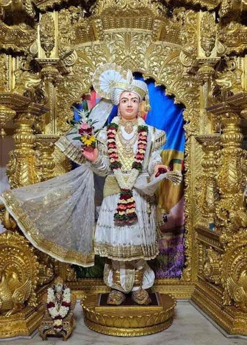 Surat Rustambag Temple Murti Darshan
