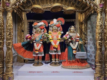 Surat Rustambag Temple Murti Darshan