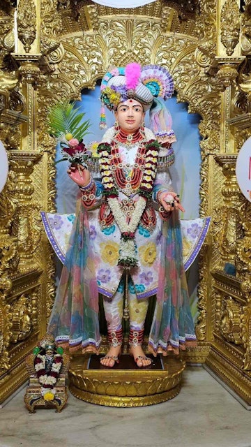 Surat Rustambag Temple Murti Darshan