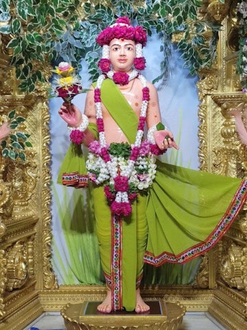 Surat Rustambag Temple Murti Darshan