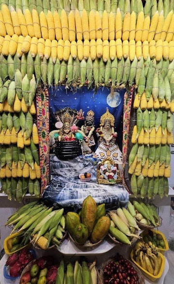 Surat Rustambag Temple Murti Darshan