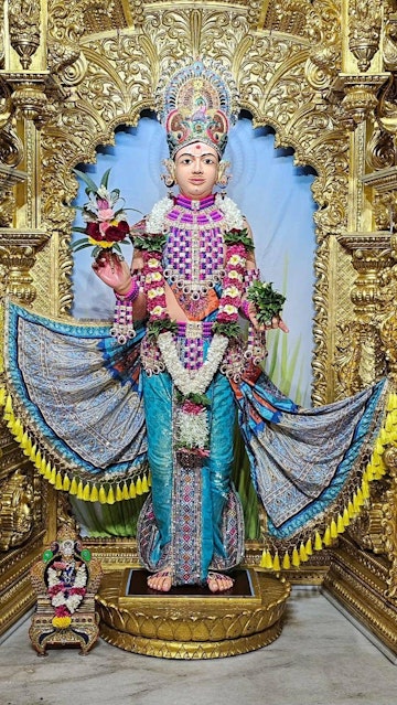 Surat Rustambag Temple Murti Darshan