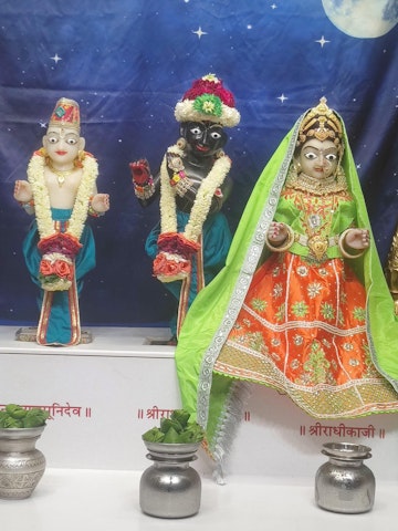 Surat Rustambag Temple Murti Darshan