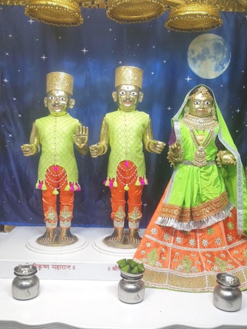 Surat Rustambag Temple Murti Darshan