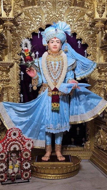 Surat Rustambag Temple Murti Darshan