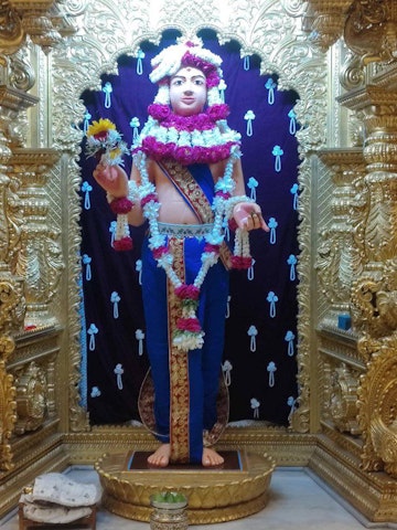 Surat Rustambag Temple Murti Darshan