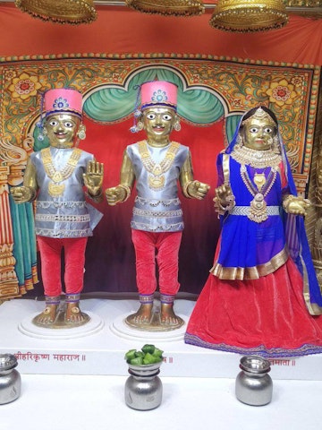 Surat Rustambag Temple Murti Darshan