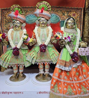 Surat Rustambag Temple Murti Darshan
