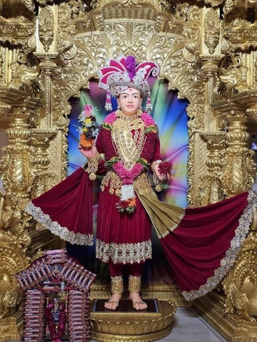 Surat Rustambag Temple Murti Darshan