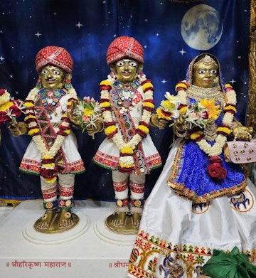 Surat Rustambag Temple Murti Darshan
