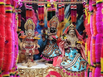 Surat Rustambag Temple Murti Darshan
