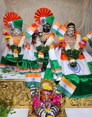 Surat Rustambag Temple Murti Darshan