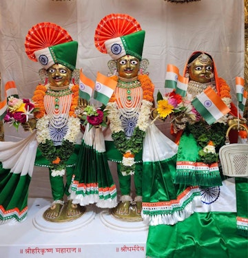 Surat Rustambag Temple Murti Darshan