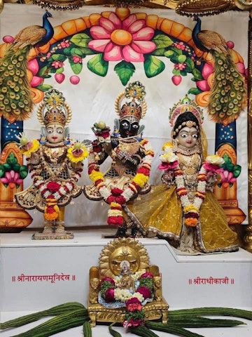 Surat Rustambag Temple Murti Darshan