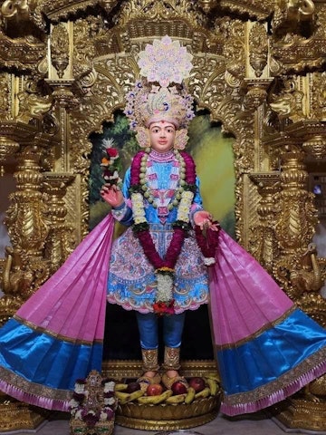 Surat Rustambag Temple Murti Darshan