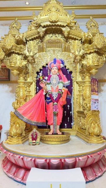 Surat Rustambag Temple Murti Darshan