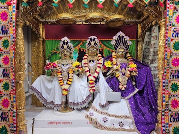 Surat Rustambag Temple Murti Darshan