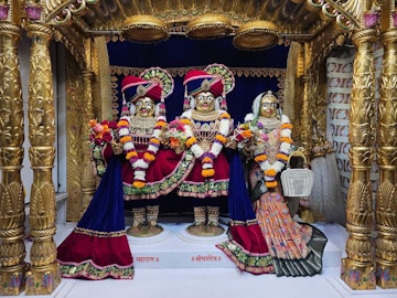 Surat Rustambag Temple Murti Darshan