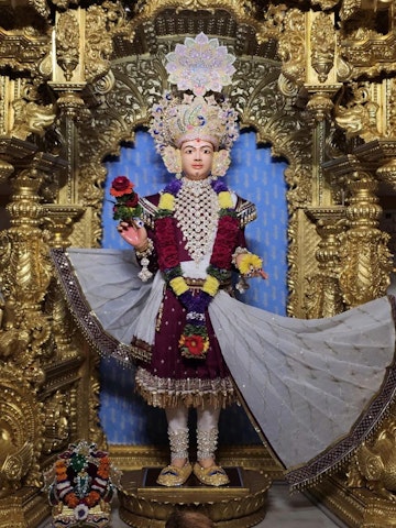 Surat Rustambag Temple Murti Darshan