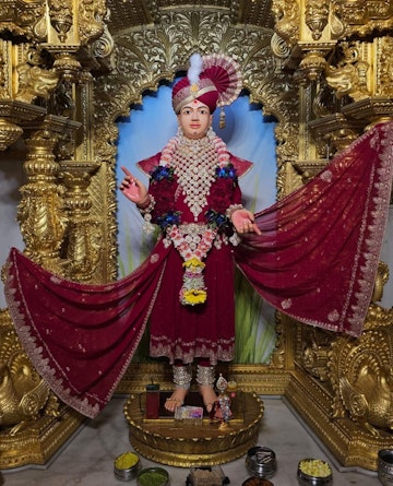 Surat Rustambag Temple Murti Darshan