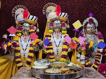 Surat Rustambag Temple Murti Darshan