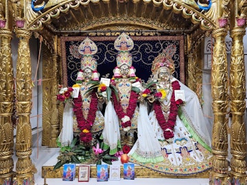 Surat Rustambag Temple Murti Darshan