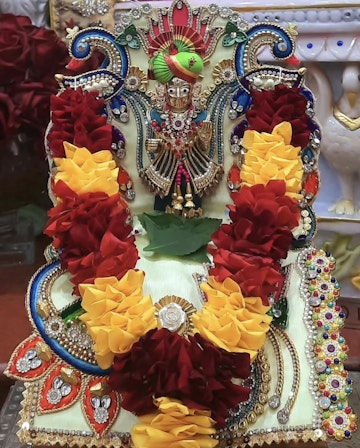 Sydney Temple Murti Darshan