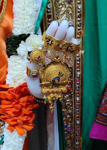 Sydney Temple Murti Darshan