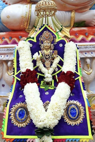 Sydney Temple Murti Darshan