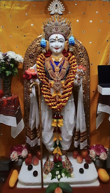 Sydney Temple Murti Darshan