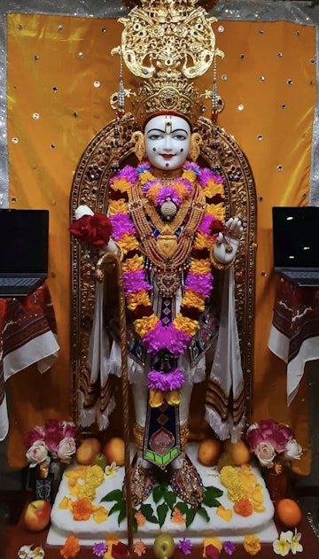 Sydney Temple Murti Darshan