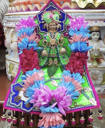 Sydney Temple Murti Darshan