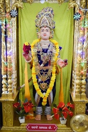 Vadtal Temple Murti Darshan